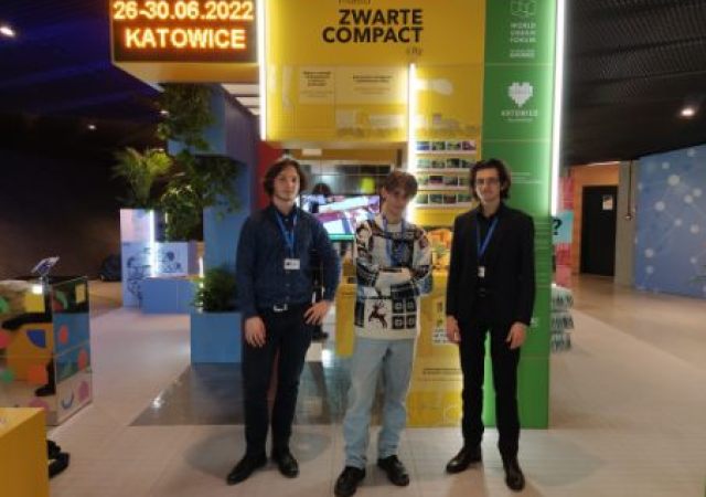 Uczniowie naszej szkoły w Katowicach na Szczycie Cyfrowym ONZ